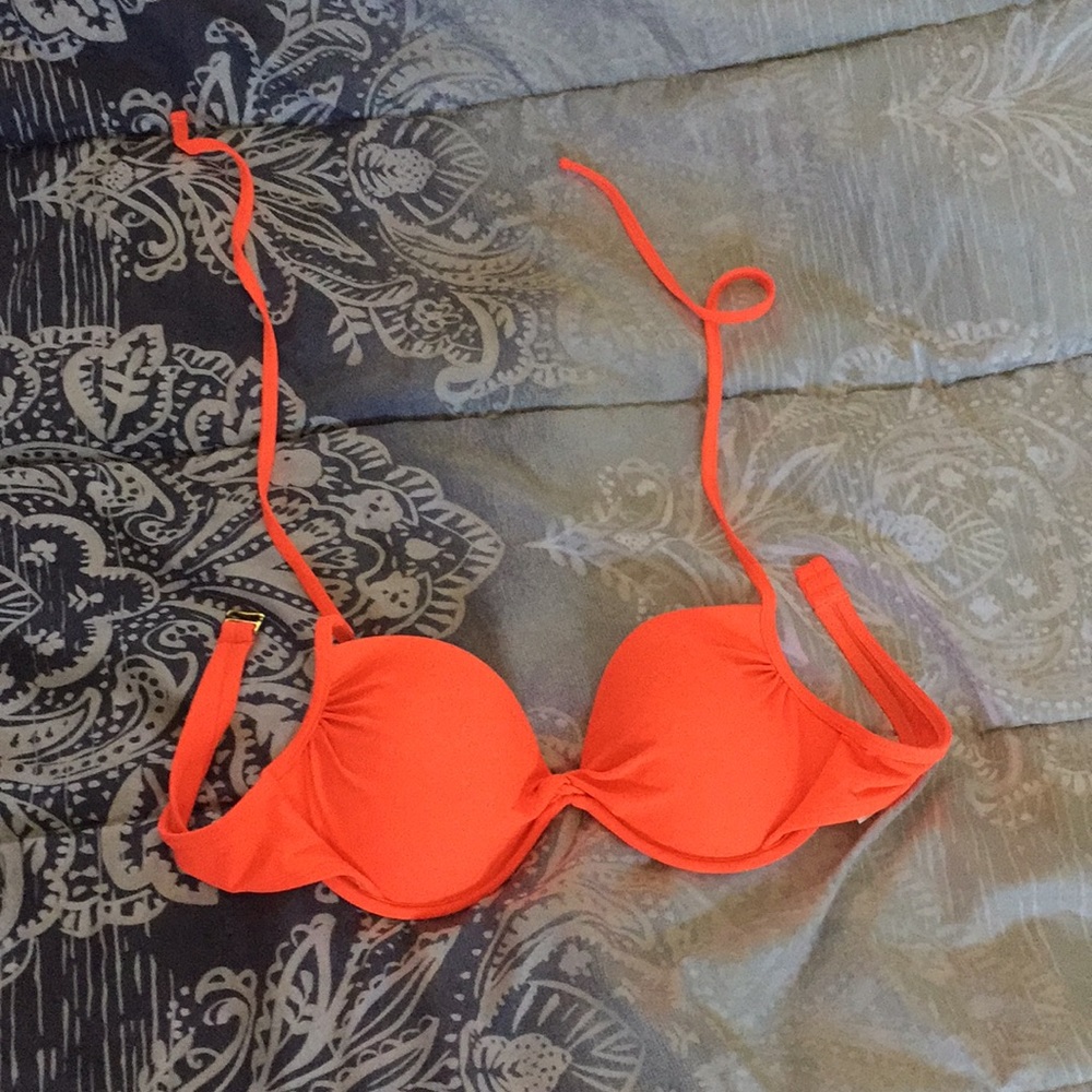 Bikini top
